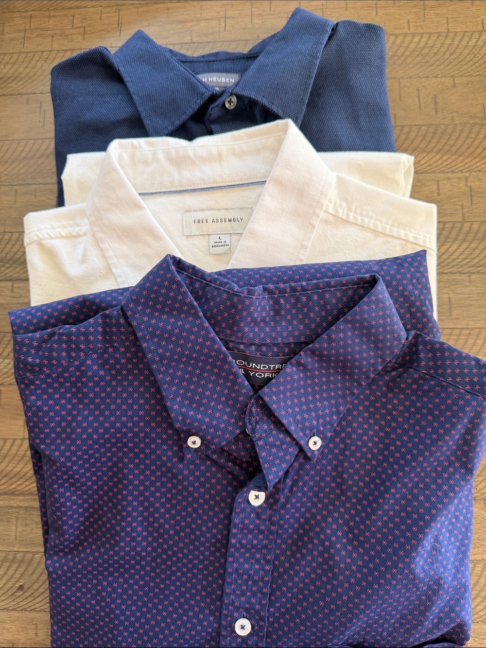 Roundtree & Yorke Navy Shirt with Pink Micro Dot Pattern